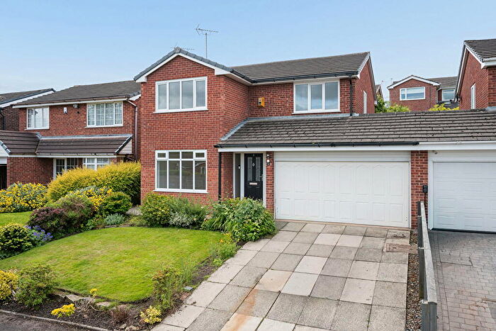 4 Bedroom Detached House For Sale In Horncastle Close, Bury, BL8