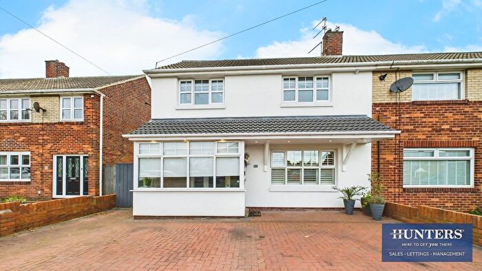 3 Bedroom Semi-detached House For Sale In Lizard Lane, Whitburn, Sunderland, SR6