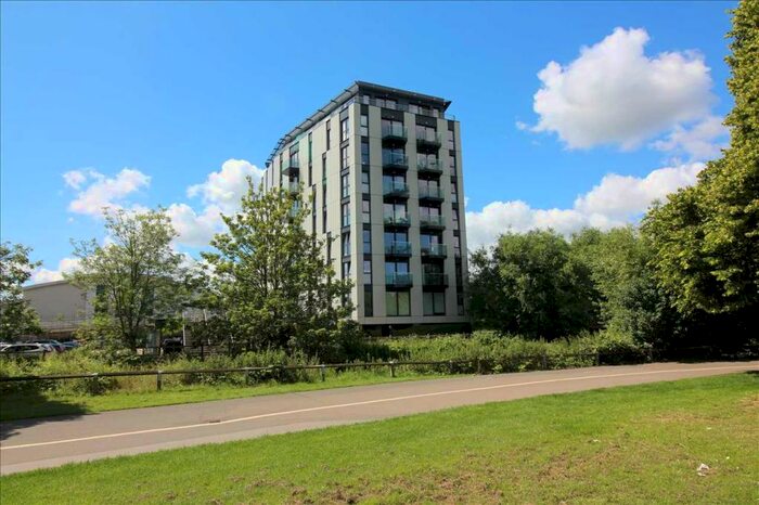 2 Bedroom Apartment To Rent In Third Floor City Centre Apartment - Bed Bath, CM2