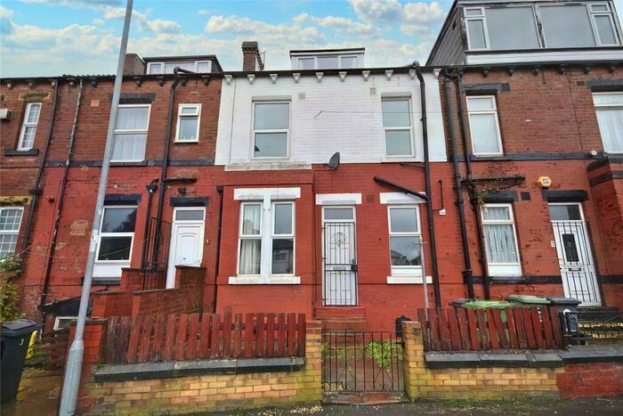 2 Bedroom Terraced House To Rent In Brooklyn Place, Leeds, West Yorkshire, LS12