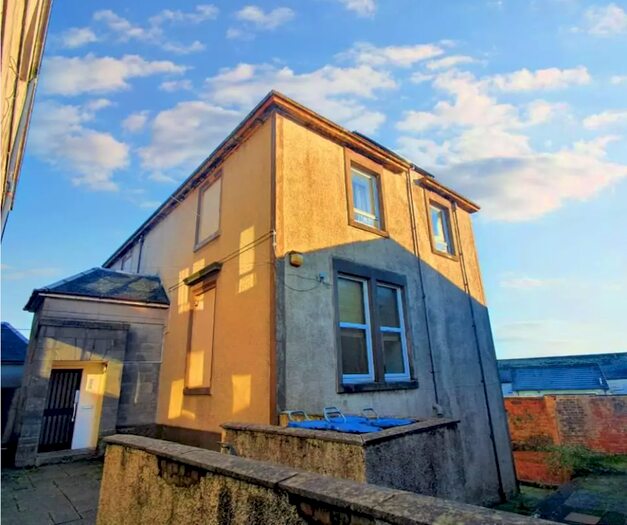 1 Bedroom Flat To Rent In Morton Place, Kilmarnock, Ayrshire, KA1