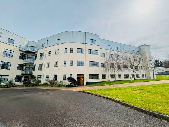 1 Bedroom Flat To Rent In Hayes Road, Sully, Penarth, CF64