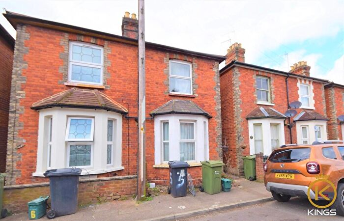 5 Bedroom Semi Detached House To Rent In Sycamore Road, Guildford, GU1