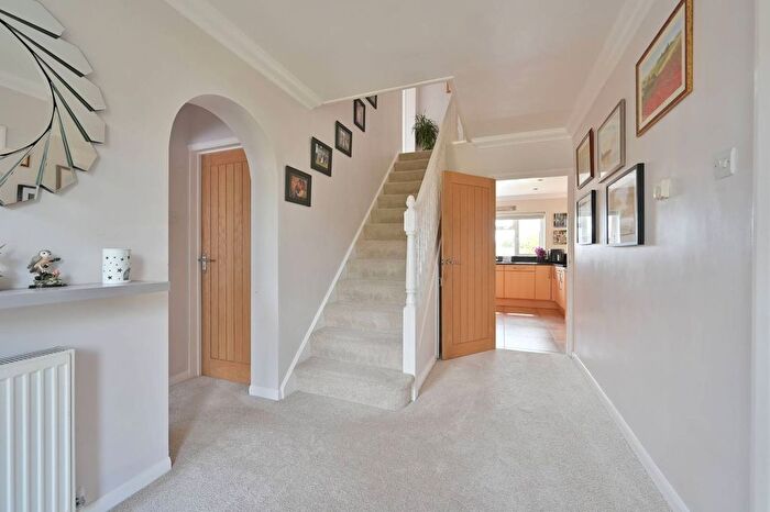 5 Bedroom Detached House For Sale In Crofts Path, Hemel Hempstead, HP3