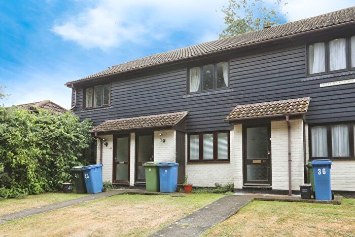 1 Bedroom Flat For Sale In Wickham Close, Newington, Sittingbourne, Kent, ME9