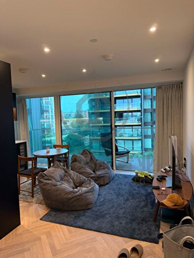 1 Bedroom Flat To Rent In Brigadier Walk, Woolwich, SE18