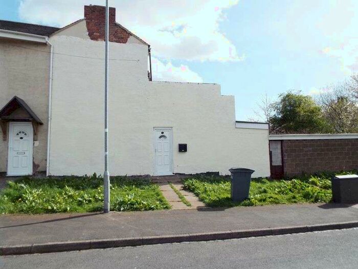 1 Bedroom Property To Rent In Whieldon Road, Fenton, Stoke-on-trent, ST4