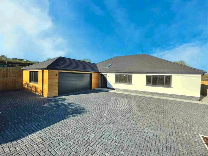4 Bedroom Bungalow For Sale In Capel Dewi, Carmarthen, SA32