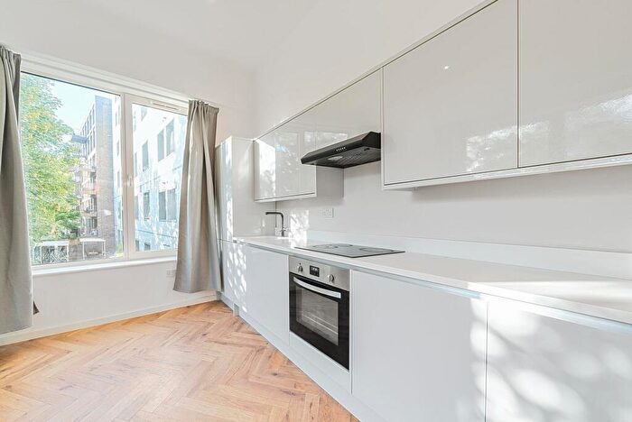 1 Bedroom Flat To Rent In Arklow Road, London, SE14