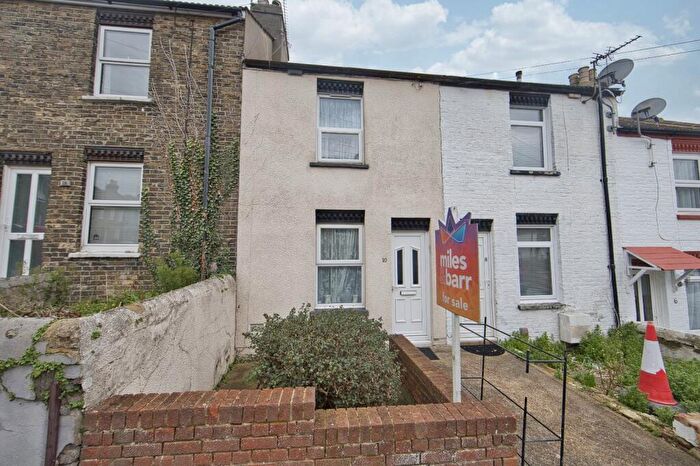 2 Bedroom Terraced House For Sale In Winchelsea Road, Dover, Kent, CT17