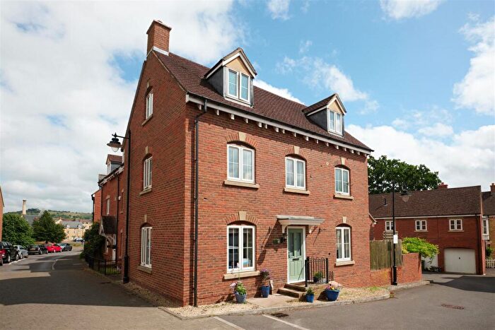 5 Bedroom House For Sale In Home Orchard, Ebley, Stroud, GL5