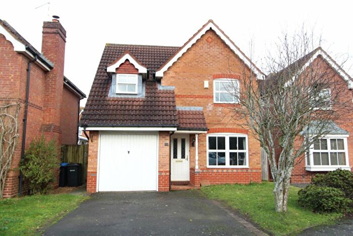 3 Bedroom Detached House For Sale In Azalea Close, Lutterworth, LE17