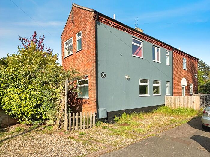 2 Bedroom End Of Terrace House To Rent In Hall Road, NR1