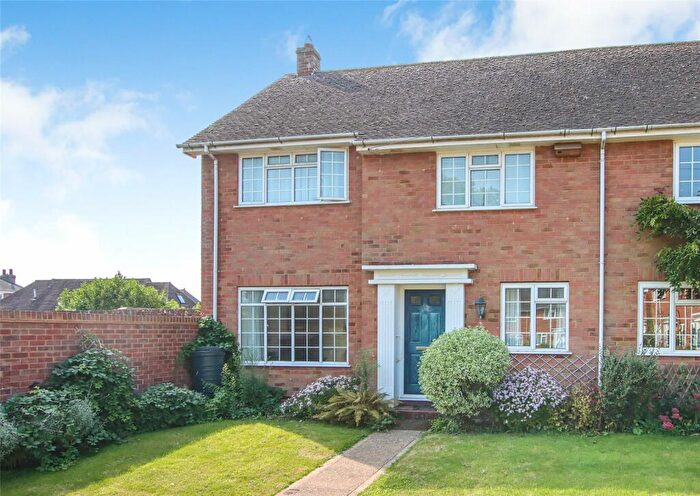 3 Bedroom End Of Terrace House For Sale In St Thomas Park, Lymington, Hampshire, SO41