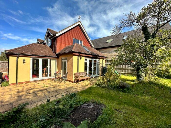 2 Bedroom Detached House For Sale In Lower Radley, Oxford, OX14
