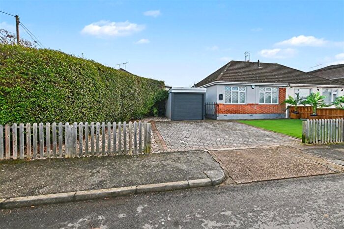2 Bedroom Semi-Detached Bungalow For Sale In Stanley Road, Benfleet, SS7
