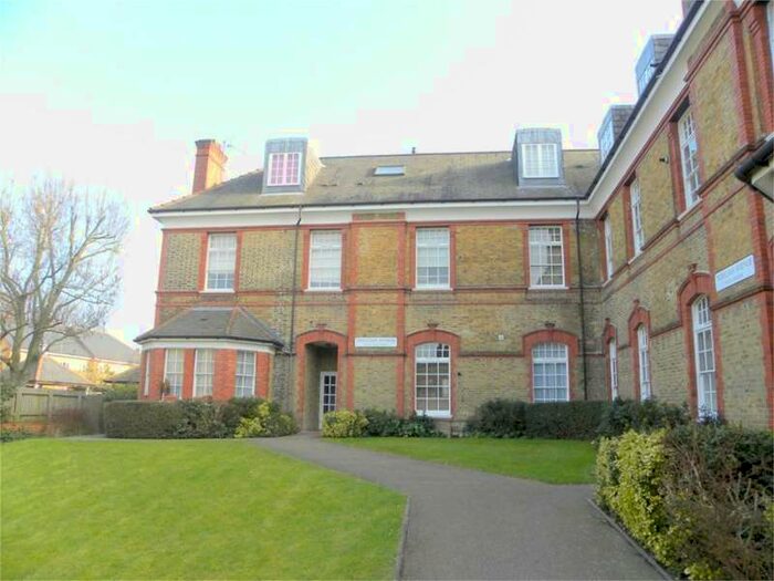 2 Bedroom Flat To Rent In Tresilian Avenue, Winchmore Hill N21