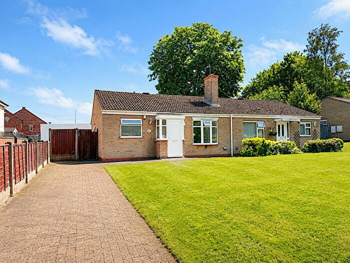 2 Bedroom Semi-Detached Bungalow For Sale In Cannock Road, Chadsmoor, Cannock, WS11