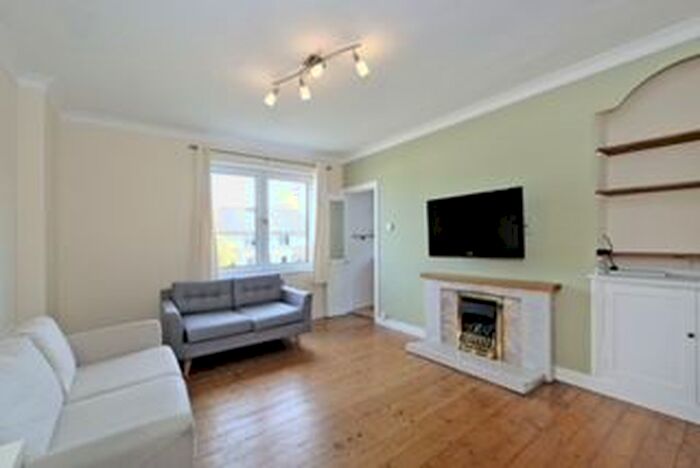 2 Bedroom Flat To Rent In Hilton Drive, Hilton, Aberdeen, AB24