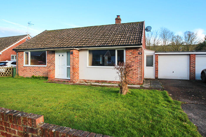 2 Bedroom Bungalow For Sale In Elham, CT4