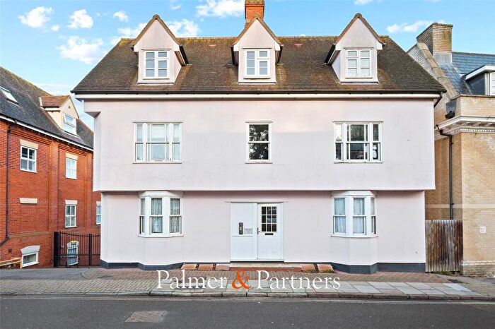 2 Bedroom Apartment For Sale In Nunns Road, Dutch Quarter, Colchester, Essex, CO1