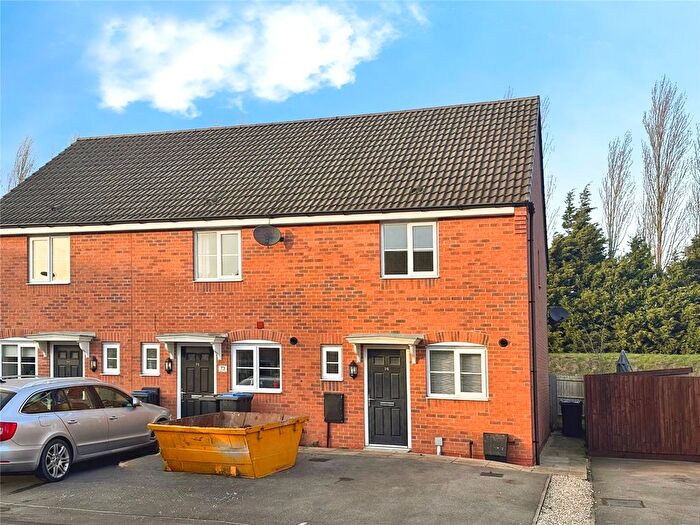 2 Bedroom End Of Terrace House To Rent In Slate Drive, Burbage, Hinckley, Leicestershire, LE10