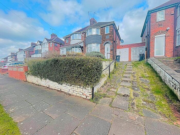 3 Bedroom Property To Rent In Dyas Avenue, Great Barr, Birmingham, B42