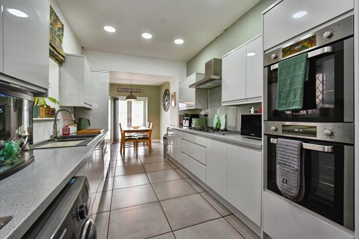 3 Bedroom Terraced House For Sale In Pembrey Road, Llanelli, Carmarthenshire, SA15