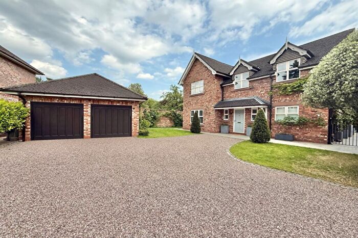 4 Bedroom Detached House To Rent In Heritage Gardens, Manchester, M20