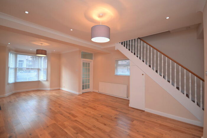 4 Bedroom House To Rent In Stanley Road, Muswell Hill, N10