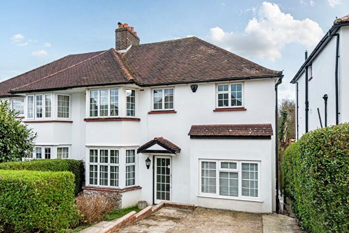 4 Bedroom Semi Detached House For Sale In High View Close, Crystal Palace, London, SE19