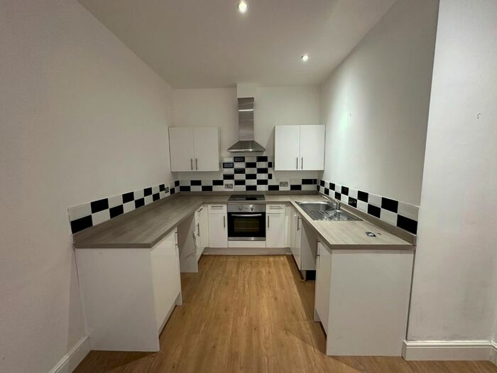2 Bedroom Flat To Rent In Eden Gate Apartments, Par, PL24