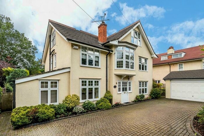 7 Bedroom Detached House To Rent In Camberley, Surrey, GU15