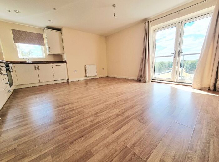 2 Bedroom Flat To Rent In Stevenage, SG1