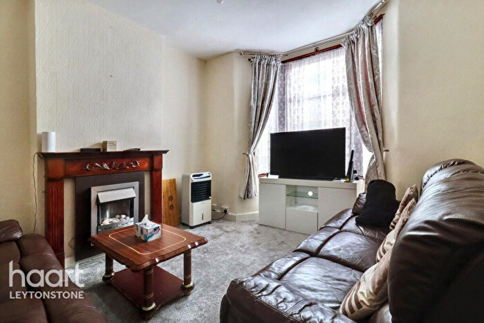 3 Bedroom Terraced House For Sale In Ranelagh Road, London, E11