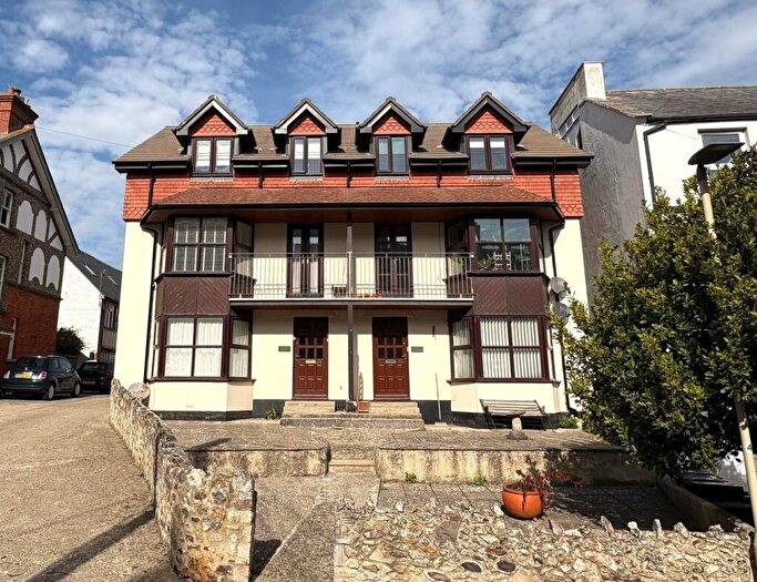 1 Bedroom Apartment For Sale In Beer Road, Seaton, Devon, EX12
