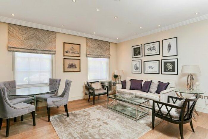 2 Bedroom Flat To Rent In Lowndes Square, Knightsbridge, SW1X