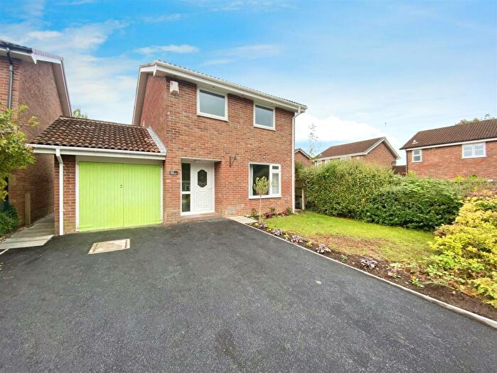 3 Bedroom Detached House To Rent In Greencroft, Penwortham, Preston, PR1