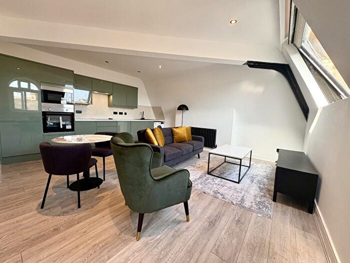 1 Bedroom Flat To Rent In Victoria Street, Liverpool, Merseyside, L2