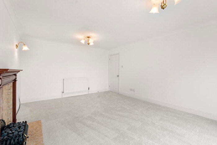2 Bedroom Bungalow For Sale In Roman Rise, Sawbridgeworth, Hertfordshire, CM21