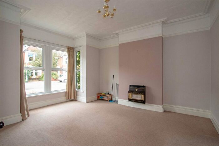 4 Bedroom Semi-Detached House To Rent In Thorpe Lea Road, Peterborough, PE3