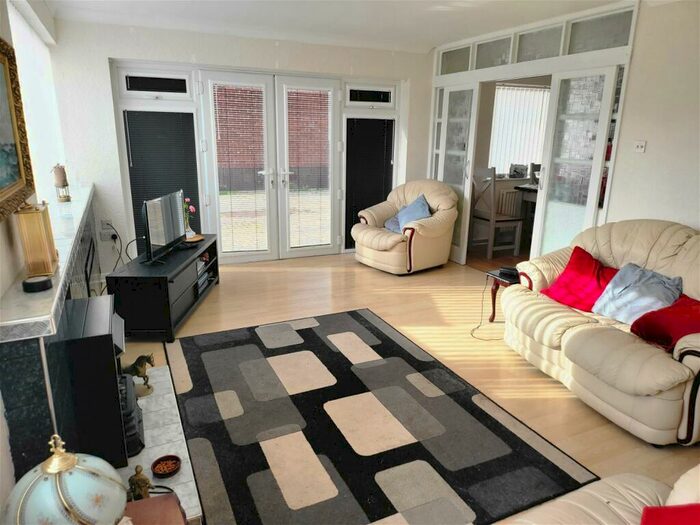 2 Bedroom Detached Bungalow For Sale In Prince Avenue, Chapel St. Leonards, Skegness, PE24