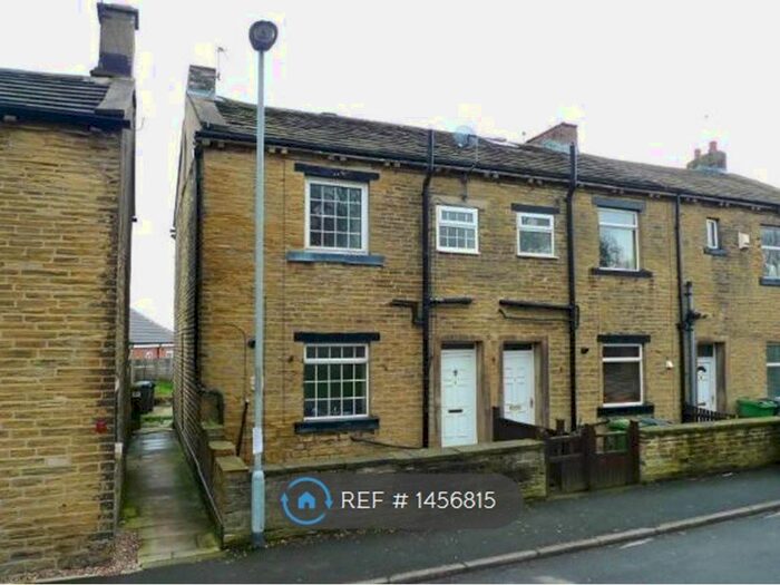 1 Bedroom End Of Terrace House To Rent In Lumby Lane, Leeds, LS28