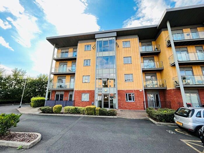 2 Bedroom Apartment To Rent In Hollins Bank Ct, Bolton Road, Blackburn, BB2