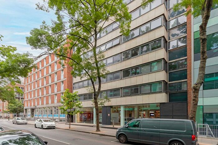 2 Bedroom Flat To Rent In Fitzroy Street, London, W1T