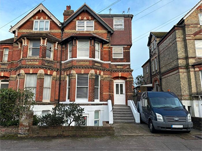 2 Bedroom Flat To Rent In Christ Church Road, Folkestone, CT20