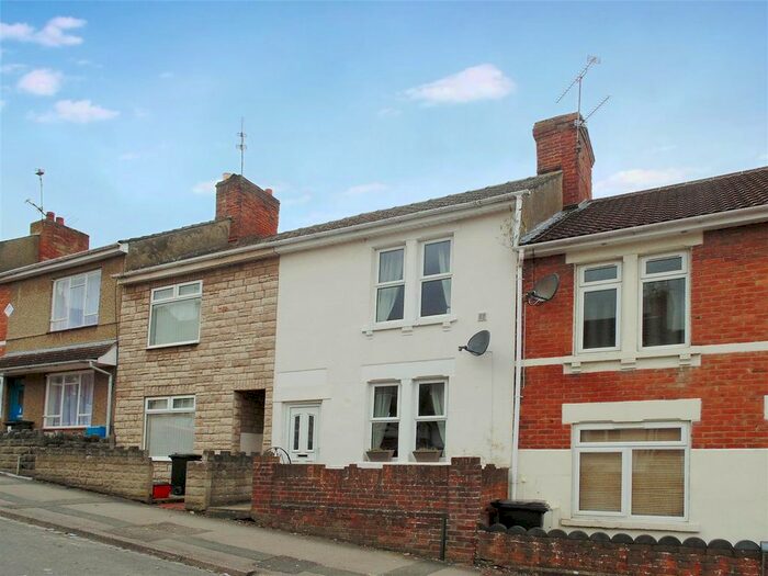 2 Bedroom Terraced House To Rent In Newhall Street, Town Centre, Swindon, SN1