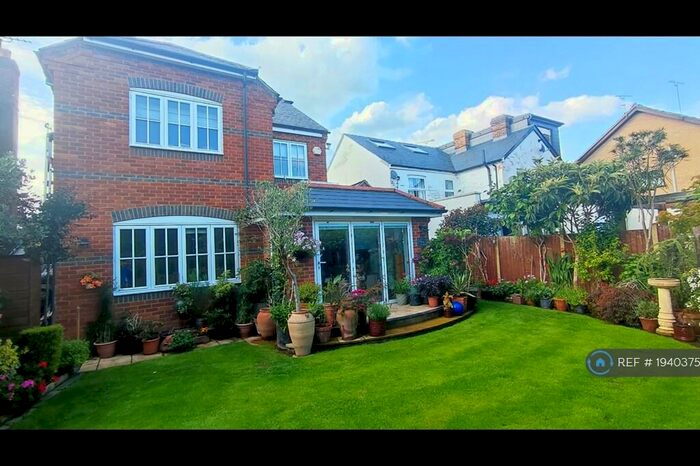 4 Bedroom Detached House To Rent In Streets Heath, West End, Woking, GU24