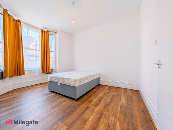 2 Bedroom Flat To Rent In Norfolk Road, Thornton Heath, CR7