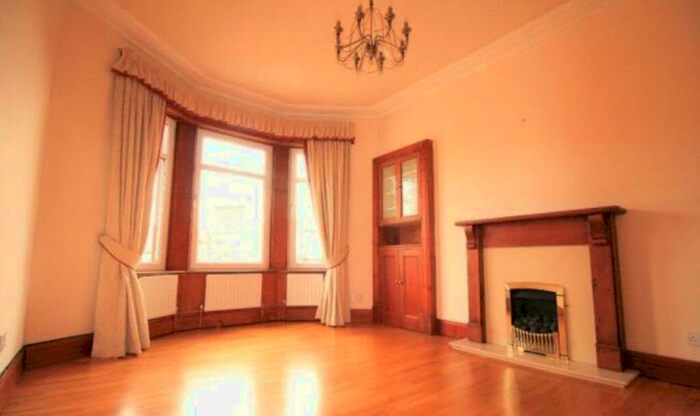 2 Bedroom Flat To Rent In Bed Unfurnished @ Battlefield Gardens, G42